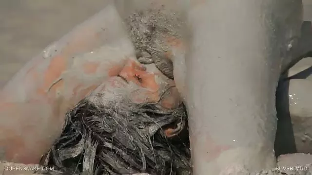 سیگار کشیدن آن ماری ریوس لعنتی لینک فیلم سوپر خارجی و دمار از روزگارمان درآورد